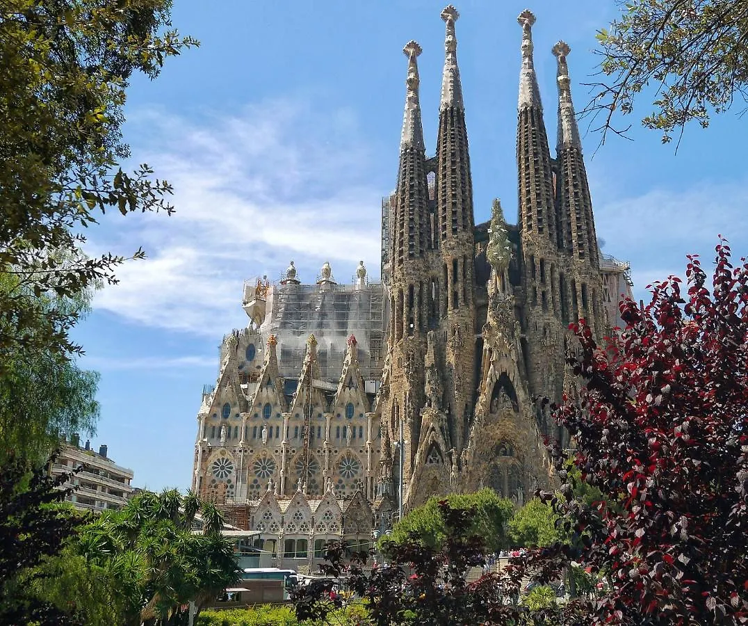 Higuests - Sagrada Familia Apartments Barcelone
